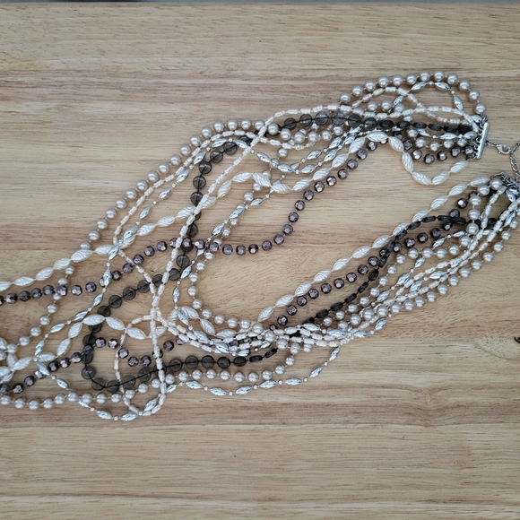 Multi-strand necklace - Picture 1 of 4